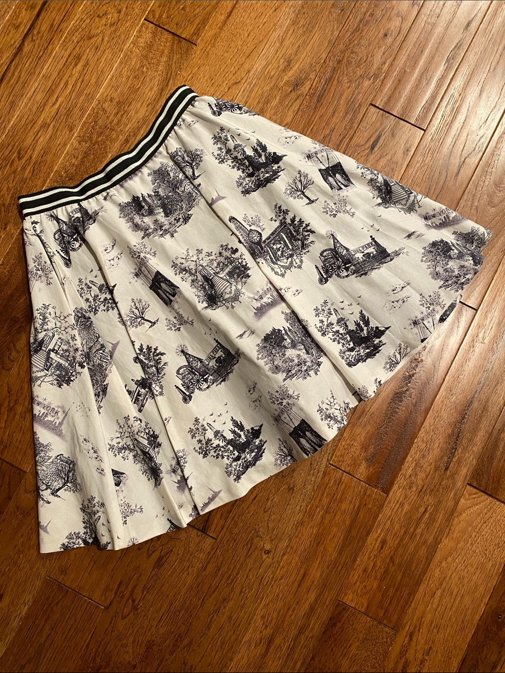 Alice + Olivia Cream Skirt with Black Toile Print and Striped Waistband